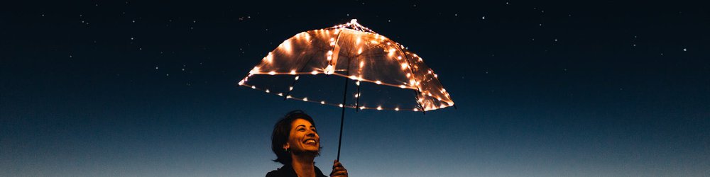 lady-with-umbrella.png